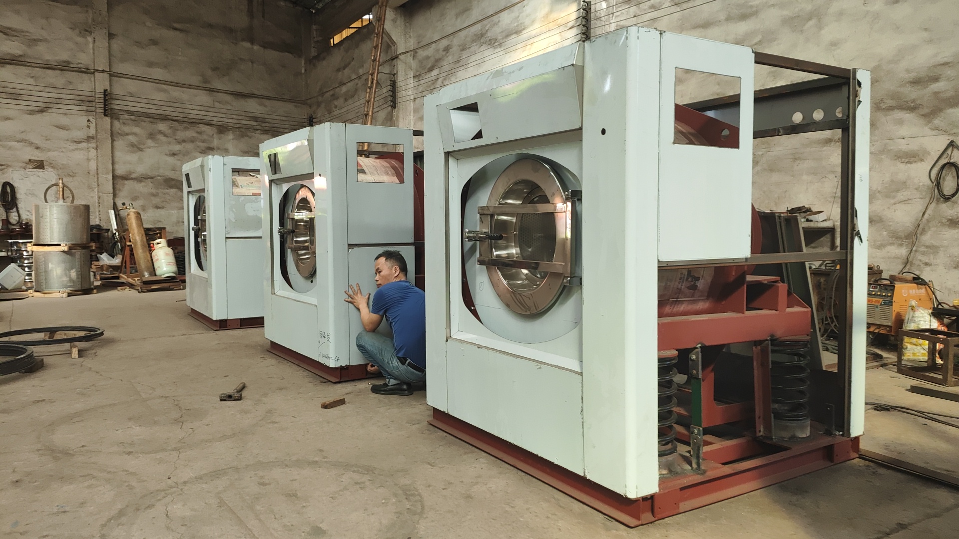 醫(yī)用全自動(dòng)洗衣機(jī)與大型酒店洗滌設(shè)備,珠江洗滌如何服務(wù)百家知名企業(yè)?